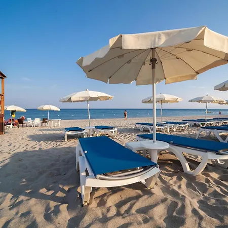 Th Simeri - Simeri Village Hotel